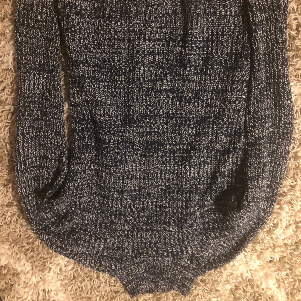 Gap navy turtle neck sweater